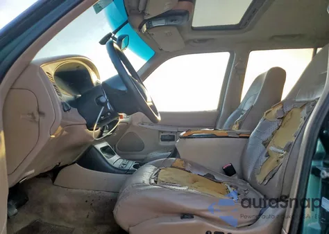 1998 Ford Explorer из США, поврежденный, VIN 1FMZU32E9WZA79111